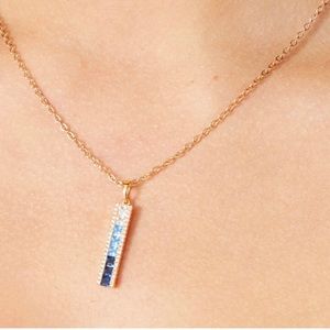VINCE CAMUTO Blue Ombre CZ Necklace. Gold plated bar with Blue & White NWT